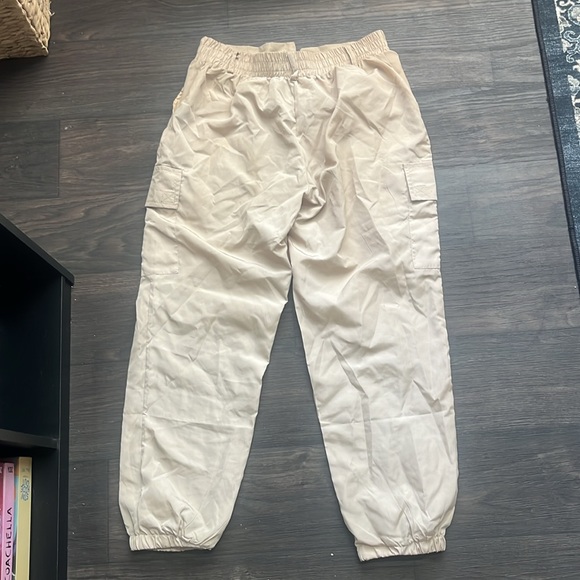 Lightly work tan cargo pants - Picture 4 of 5